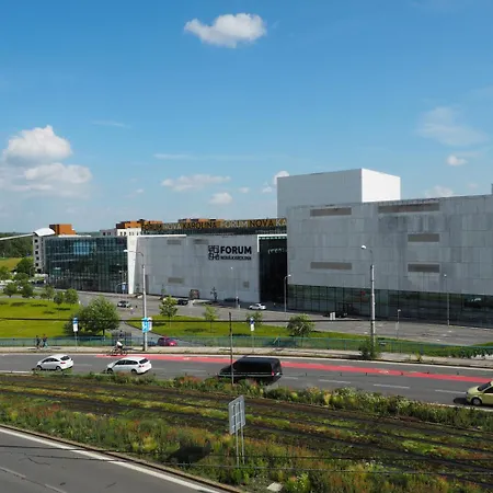 公寓 U Nove Karoliny